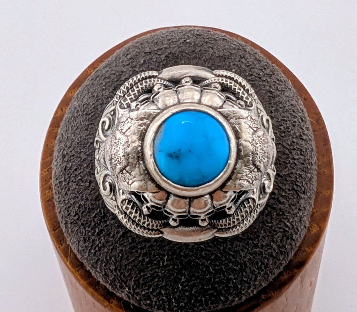 Turquoise skull ring size 10