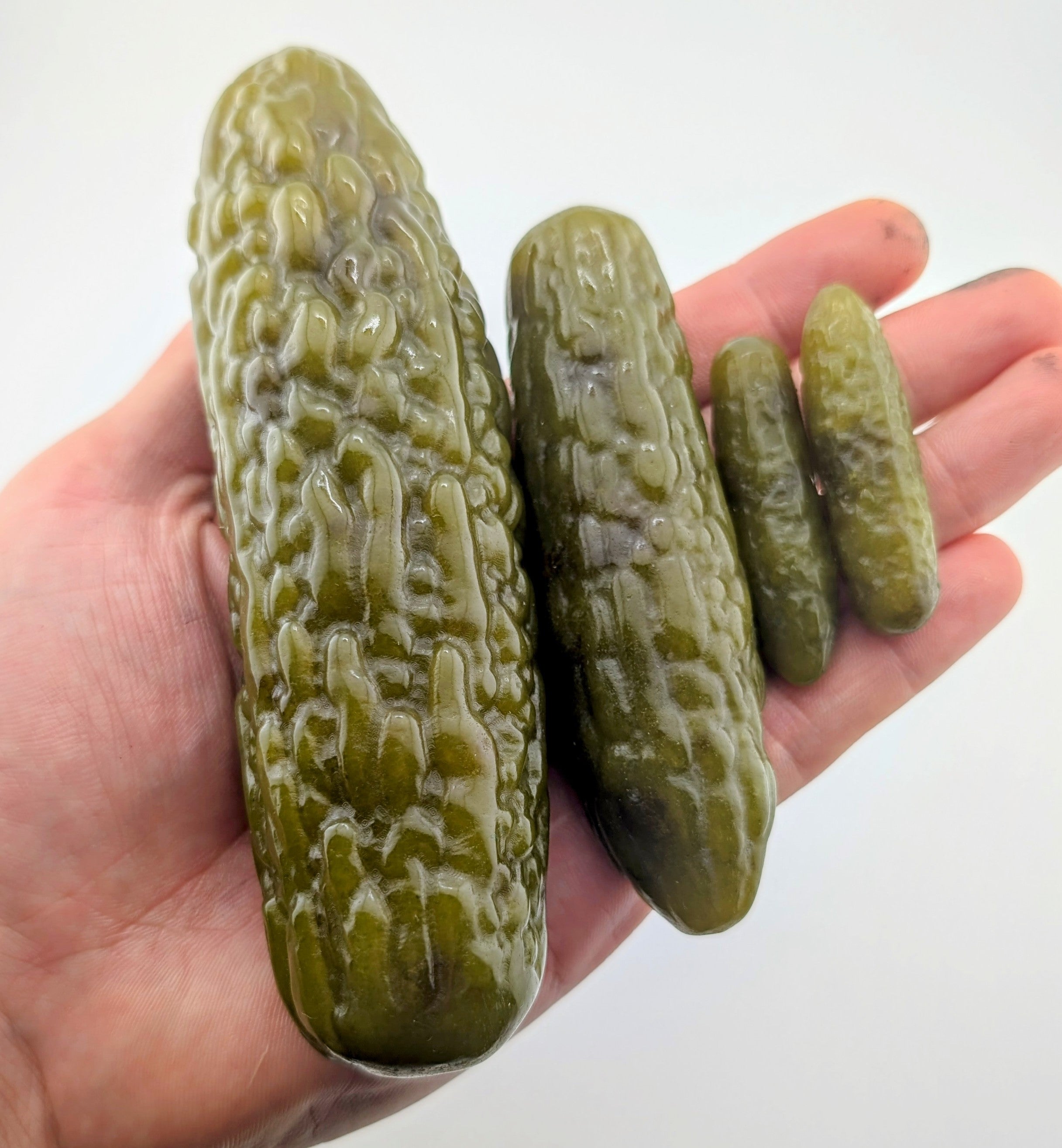 Serpentine crystal pickle